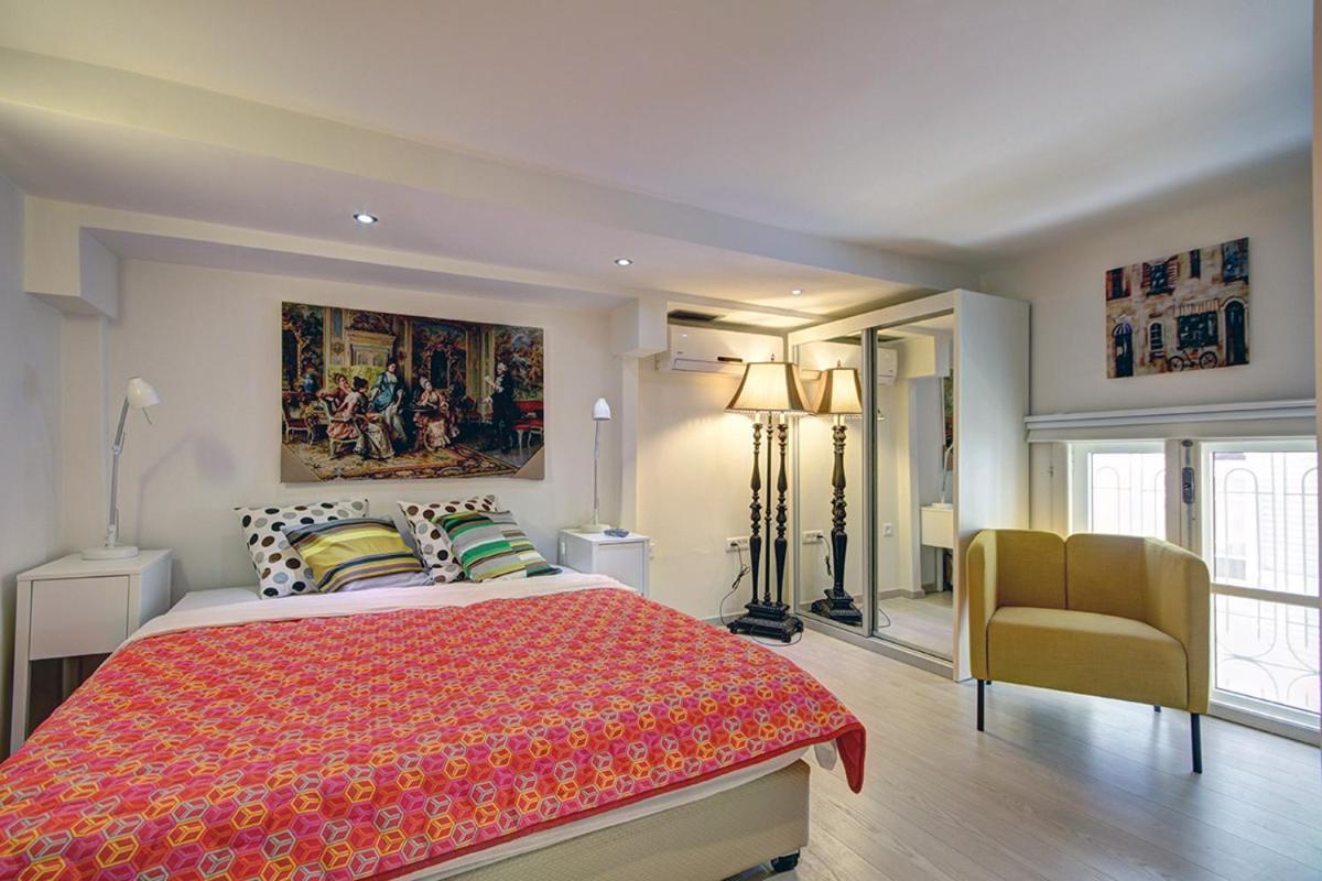 Lisetta - By Beach Apartments Tlv Tel Aviv Esterno foto