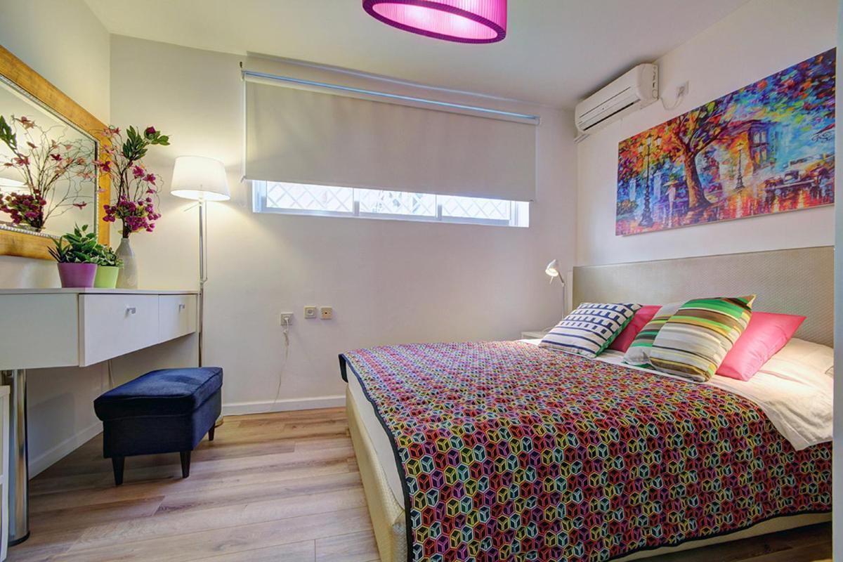 Lisetta - By Beach Apartments Tlv Tel Aviv Esterno foto